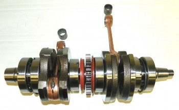Ремонт двухсекционных коленвалов гидроциклов с двухтактным двигателем